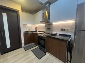 Lawn Suite Holiday Home - Image 4