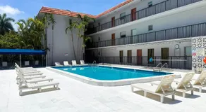 Sunny Isles Apartments by MiaRentals - Image 3