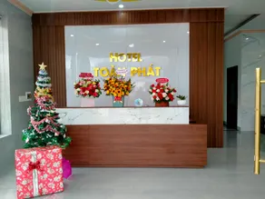 Khách Sạn Toàn Phát Dốc Lếch - Image 3