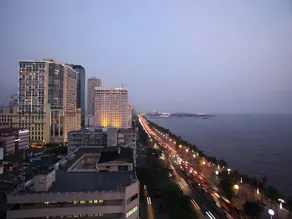 Sunny Bay Suites - Image 4