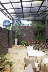 Global Traveler Hotel - Image 5