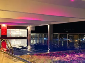 Stirling Suites Hotel &  Serviced Apartment - Image 4