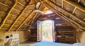 La Redonda Surf Hostel Sayulita - Image 2