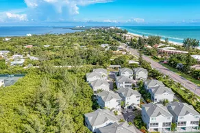 Longboat Key Cedars Beach House-Pet Friendly-2 Minute To The Beach - Image 5