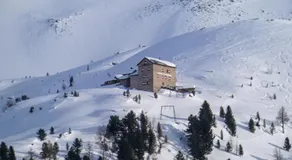 Ladurner Home - Image 4