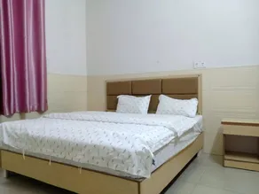 Century Business Accommodation - Image 2