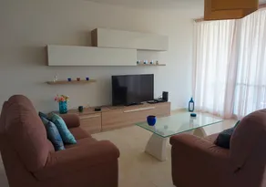 3 bedroom apartment with use of pool - Image 5