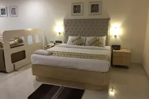 Hotel swarna heights - Image 4