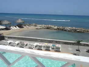 Pipers Cove Resort - Image 5