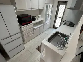 Private villa, 3-minute walk to the beach, 15-minute drive to the airport - Image 4