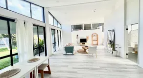 Amazing Ocean Villa close to Natural Rock Pools - Image 3