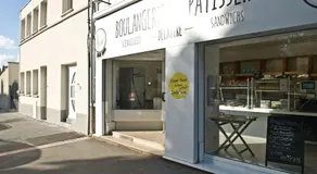 gîte 65 m2 200 m gare t-g-v et fac 400 m centre-ville grand parking 250 places gratuit face au logement - Image 3
