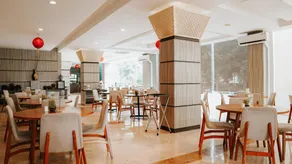 Ascent Premiere Hotel & Convention Pasuruan - Image 4