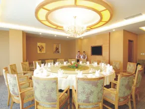Chengdu Jinrui Yangguang Hotel - Image 4
