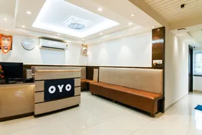 Hotel O Eminent Hotel - Image 5