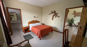 Hotel Yutzos - Image 2