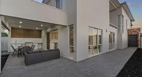 Art Residence - Luxury Coastal Stay in Hillarys - Image 5