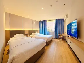 Apricot Flower Hotel - Image 4