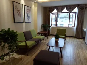 Qiongzhong Hotel - Image 4