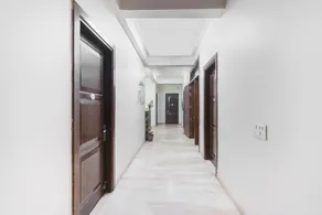 OYO 70201 Winsome Guest House - Image 3