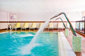 Flamingo Beach Resort - Image 4