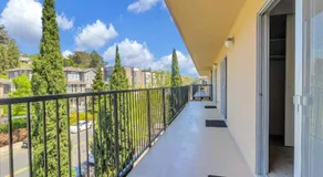 Peaceful Family Friendly 2BR 2BA Entire Apt Unit in Belmont Hill - Image 4