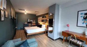 Park 93 Hotel - Image 5
