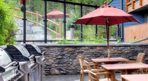 Luxurious & Spacious Mountain Retreat - Image 5