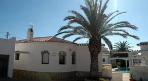 Casa vacanze \"Palmera\" con piscina condivisa e Wi-Fi - Image 4