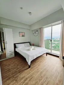 Cozy 2BR Condominium Unit- Verdon Parc - Image 2