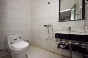 Fuqing Street Xin Business Hotel - Image 3