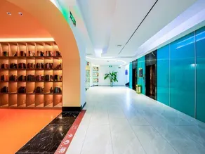 Ark Smart Hotel - Image 4