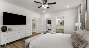 4BR Coastal Stay with MIL Suite & Golf cart, Walk to Beach & Dining - Image 2