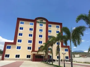Hotel Las Palmeras - Image 2