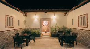 新龍頭古厝行館 Shin Long Tou B&B - Image 3