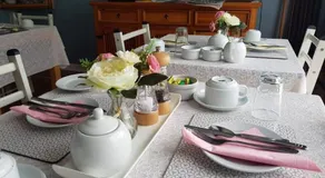 Farnham House - Image 3
