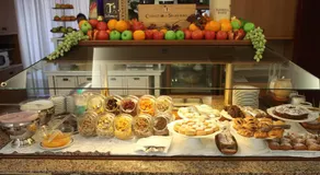 Hotel Desiree - Image 5