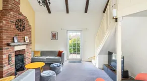 20 Hazelnut Grove Spacious Contemporary 2-Bed House in York - Pass the Keys - Image 2