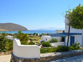 Sanders Paros Gardens - Smart 1-Bdr Apt w Patio - Image 4