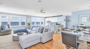 Waterfront Beach Retreat - Image 5