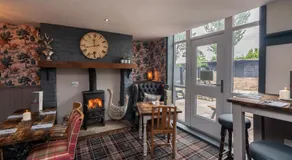 The Strawbury Duck Inn - Image 4