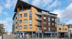 1-Bed Spacious Flat, North London, 15 Minutes to Central - Image 4