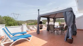 Appartamento 'Villa Casablanca' con vista montagna, piscina privata e Wi-Fi - Image 2