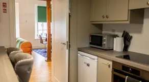 Egan's Bar Apartment - Image 3