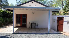 Angazi Guesthouse Unit 3 - Modern 2 Bedroom - Image 4