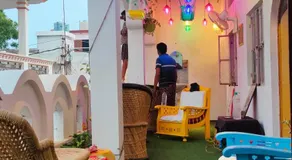 Manavi Hostel Near by Mathura Railway Station - Image 2