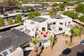 Ivory I By Avantstay Modern Home w/ Stunning Views Close To Old Town - Image 4