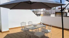 Triana Procurador con Terraza Privada - Image 5