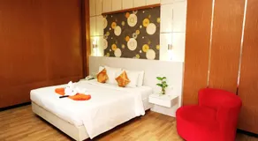 Halogen Hotel Airport Surabaya - Image 2