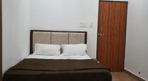 Hotel Prithesh Tourist Home - Image 4